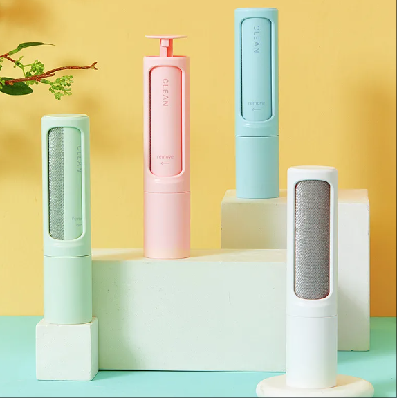 Reusable Self-Cleaning Pet Hair Remover Roller